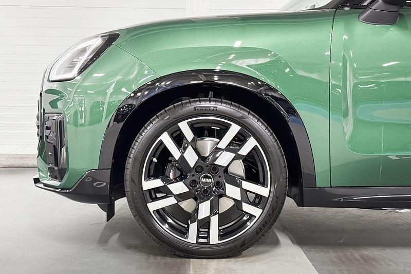 Nieuw Mini Countryman 230 kW (313 PK) 2025 British racing green (c3b) SUV