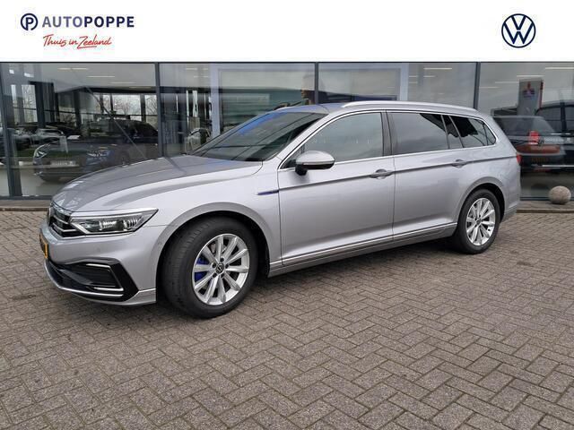 Stationwagon Gebruikt 2023 VW Passat Business Stationwagen | € 34.750 (Eerlijke prijs) - Afbeelding 1/4
