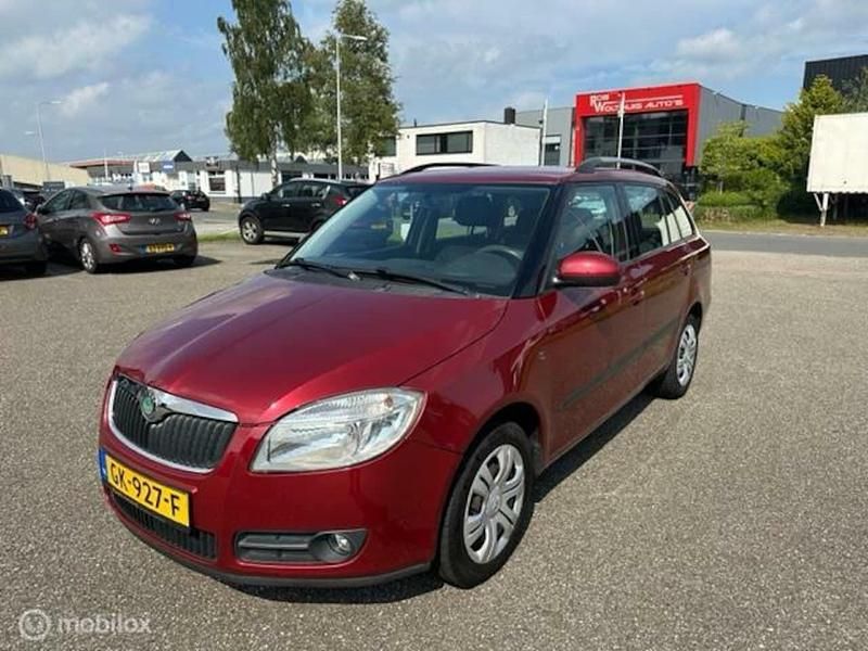 Occasion Skoda Fabia Business Line 86 PK (63 kW) 2009 Rood Stationwagen