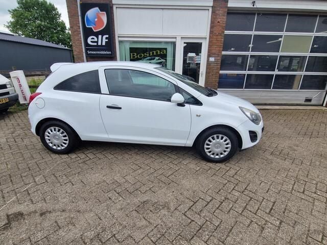 Wit Gebruikt 2014 Opel Corsa Selection Hatchback | € 5.444 (Eerlijke prijs) - Afbeelding 1/4