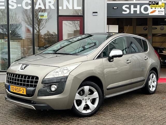 Grijs Occasion 2011 Peugeot 3008 GT MPV | € 5.499 (Iets duurder) - Afbeelding 1/4