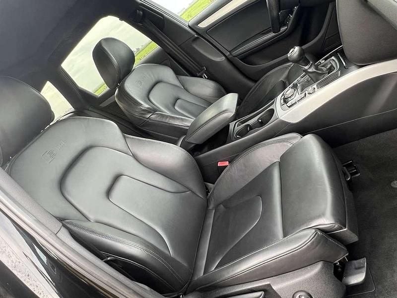 Occasion Audi A4 S-Line 211 PK (155 kW) 2012 Zwart Stationwagen