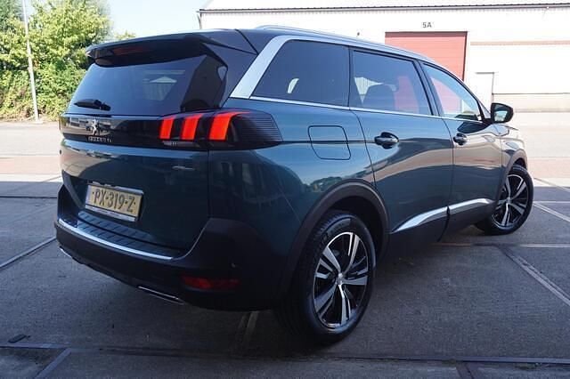 Groen Gebruikt 2017 Peugeot 5008 GT-line MPV | € 16.995 (Iets duurder) - Afbeelding 1/3