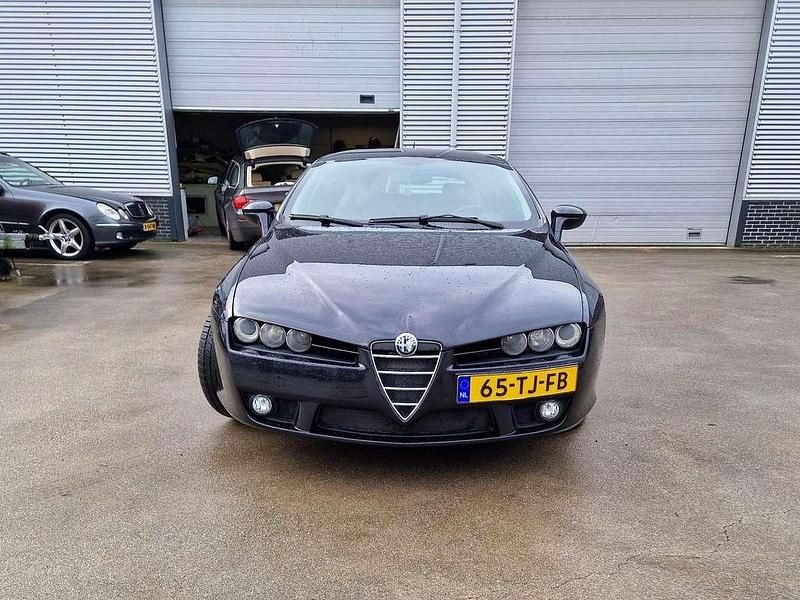 Zwart Gebruikt 2006 Alfa Romeo Brera Coupé | € 9.990 - Afbeelding 1/4