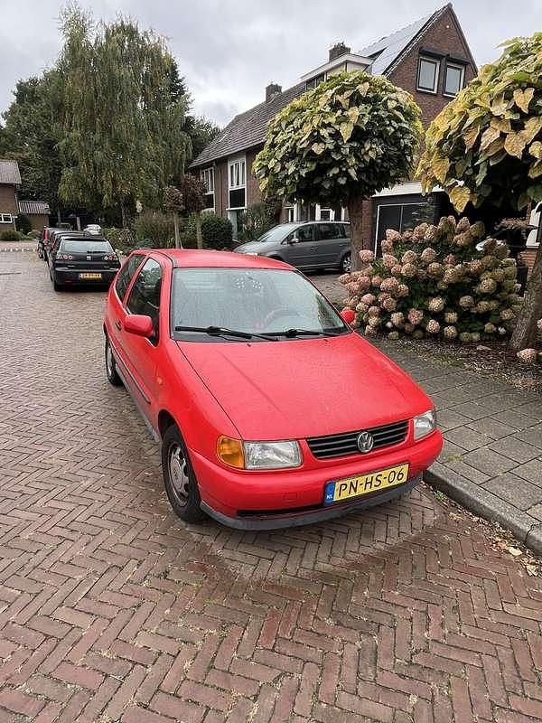 Gebruikt 1996 VW Polo Coupé | € 899 - Afbeelding 1/4