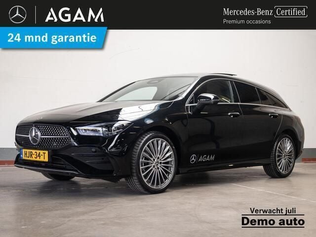 Zwart Gebruikt 2025 Mercedes CLA250 Shooting Brake AMG Line Premium Plus Stationwagen | € 46.450 (Duur) - Afbeelding 1/4