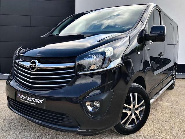 Grijs Occasion 2017 Opel Vivaro MPV | € 22.900 - Afbeelding 1/4
