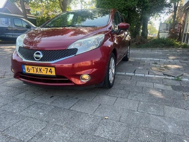 Rood Gebruikt 2014 Nissan Note S MPV | € 7.650 (Eerlijke prijs) - Afbeelding 1/4
