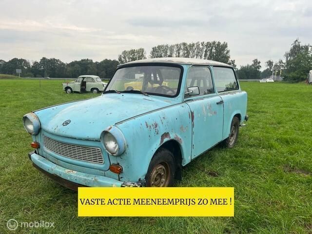 Blauw Gebruikt 1981 Trabant 601 Stationwagen | € 1.500 - Afbeelding 1/4