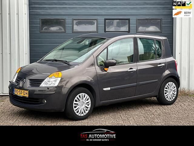 Bruin Gebruikt 2005 Renault Modus Initiale MPV | € 3.750 (Iets duurder) - Afbeelding 1/4