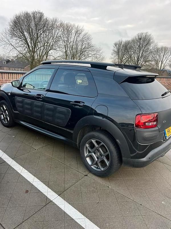 Gebruikt 2015 Citroën C4 Cactus Hatchback | € 4.800 (Goede deal) - Afbeelding 1/4