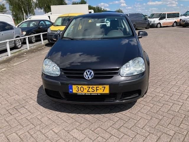 Occasion VW Golf IV 75 PK (55 kW) 2005 Zwart Hatchback