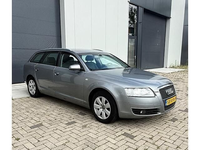 Occasion Audi A6 180 PK (132 kW) 2006 Grijs Stationwagen