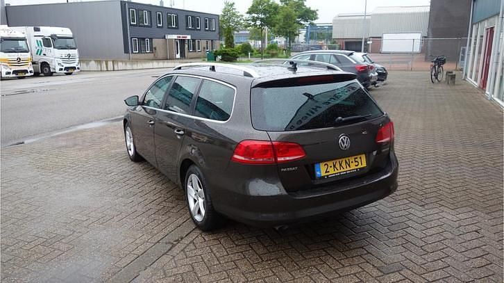 Occasion VW Passat Edition 105 PK (77 kW) 2013 Bruin Stationwagen