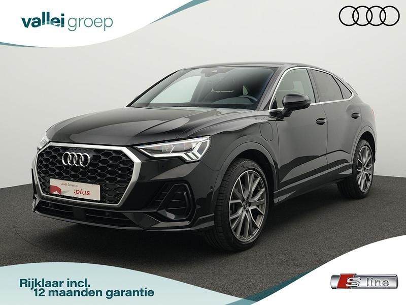 Zwart Gebruikt 2022 Audi Q3 Sportback S-Line SUV | € 39.900 (Goede deal) - Afbeelding 1/4