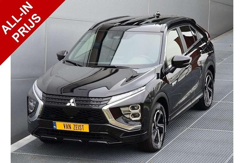 Occasion Mitsubishi Eclipse Cross 188 PK (138 kW) 2025 Zwart (parellak) SUV