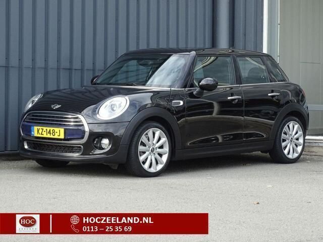 Zwart Gebruikt 2017 Mini Cooper Business Hatchback | € 15.945 (Eerlijke prijs) - Afbeelding 1/4