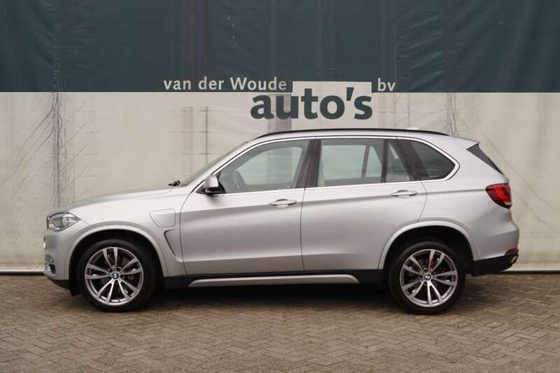 Grijs, metallic lak Gebruikt 2015 BMW X5 Executive SUV | € 18.900 (Eerlijke prijs) - Afbeelding 1/4