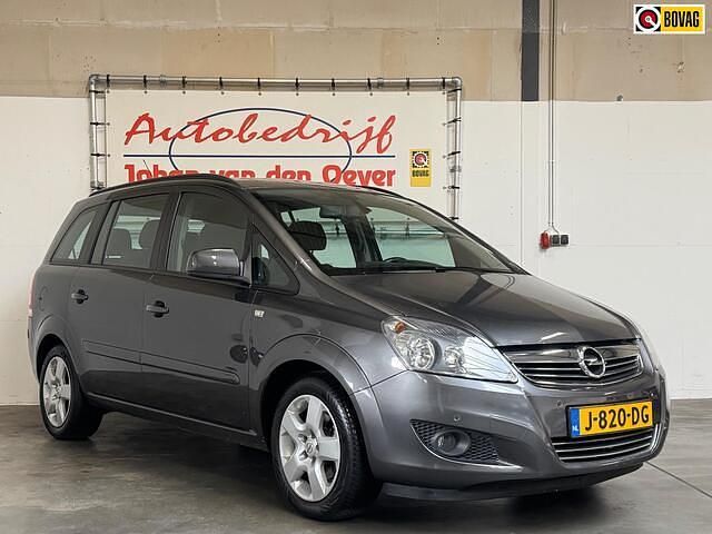 Grijs Gebruikt 2012 Opel Zafira Cosmo MPV | € 5.450 (Eerlijke prijs) - Afbeelding 1/4