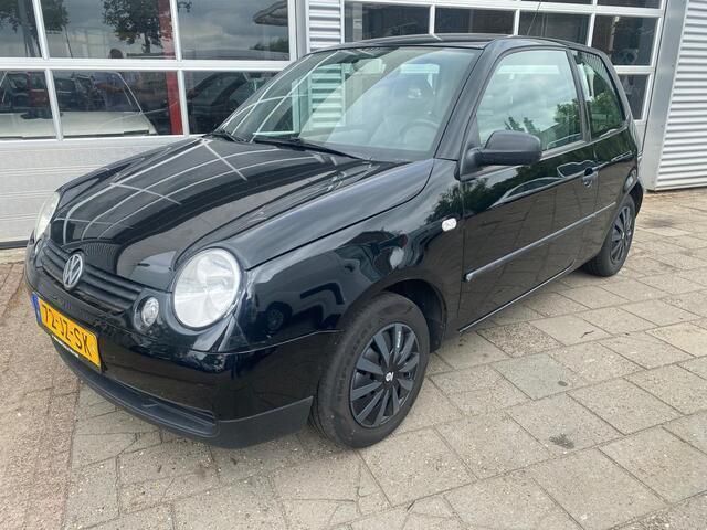 Zwart Gebruikt 2002 VW Lupo Trendline Hatchback | € 999 (Eerlijke prijs) - Afbeelding 1/4