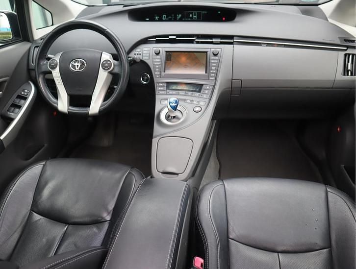Occasion Toyota Prius 101 PK (74 kW) 2010 Grijs Hatchback