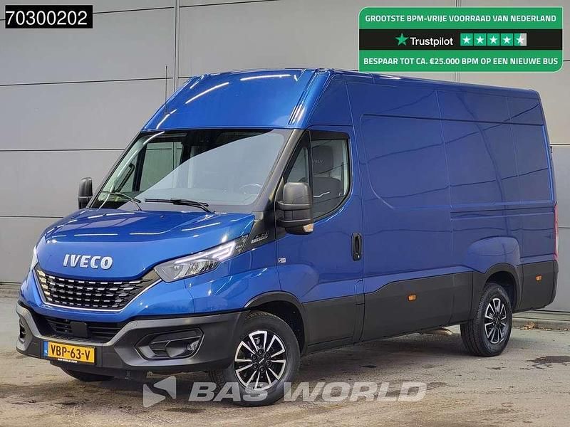 Blauw Gebruikt 2020 Iveco Daily Van | € 26.250 (Eerlijke prijs) - Afbeelding 1/3