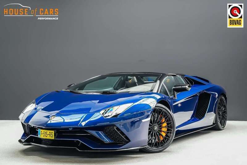 Blauw, metallic lak Gebruikt 2018 Lamborghini Aventador Cabriolet | € 449.995 - Afbeelding 1/4