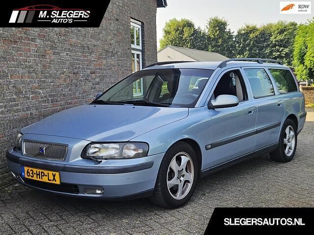Grijs Gebruikt 2001 Volvo V70 Comfort Stationwagen | € 1.750 (Duur) - Afbeelding 1/4