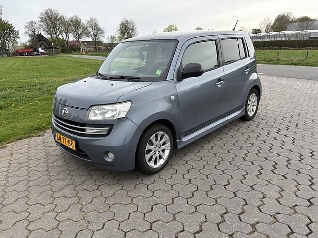 Grijs Gebruikt 2007 Daihatsu Materia MPV | € 2.450 (Eerlijke prijs) - Afbeelding 1/4