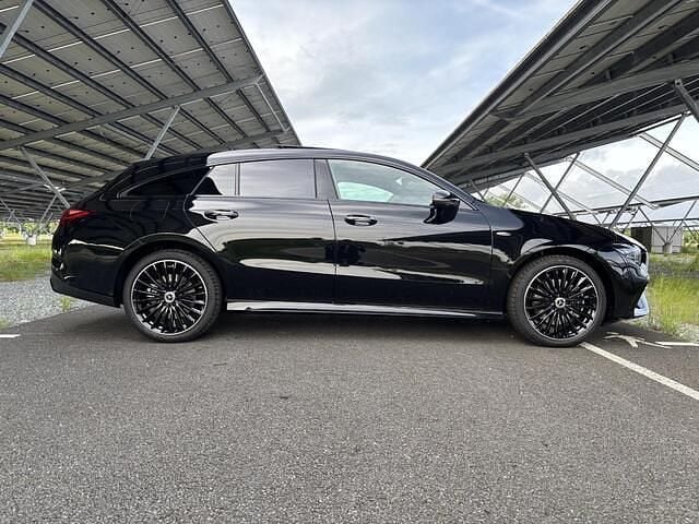 Occasion Mercedes CLA250 Shooting Brake Business 218 PK (160 kW) 2025 Zwart Stationwagen
