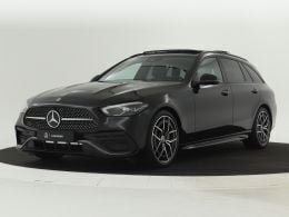 Donker obsidiaanzwart metaalkleur metallic Gebruikt 2024 Mercedes 180 AMG line Sedan | € 50.950 - Afbeelding 1/4