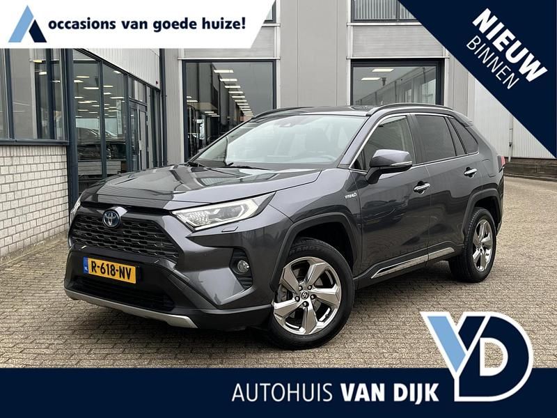 Grijs Occasion 2022 Toyota RAV4 Hybrid Style SUV | € 38.445 (Eerlijke prijs) - Afbeelding 1/4