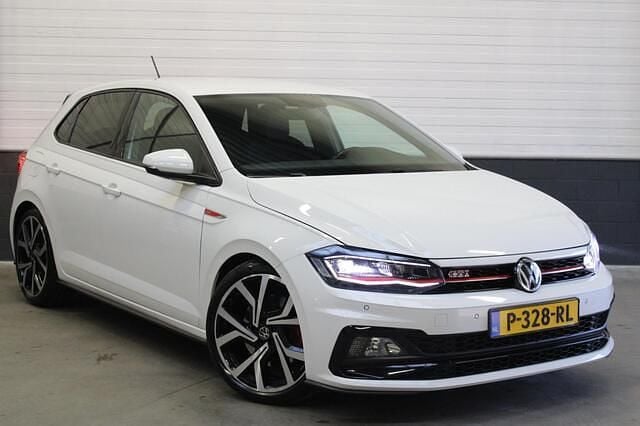 Wit Occasion 2020 VW Polo Beats Hatchback | € 17.990 (Super prijs) - Afbeelding 1/4