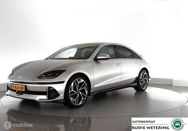 Grijs Gebruikt 2023 Hyundai Ioniq 6 Sedan | € 35.950 (Iets duurder) - Afbeelding 1/4