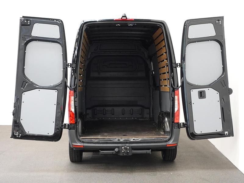 Occasion Mercedes Sprinter 150 PK (110 kW) 2022 Zwart Van