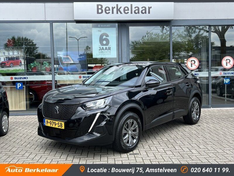 Zwart Gebruikt 2022 Peugeot 2008 Active SUV | € 18.445 (Goede deal) - Afbeelding 1/4
