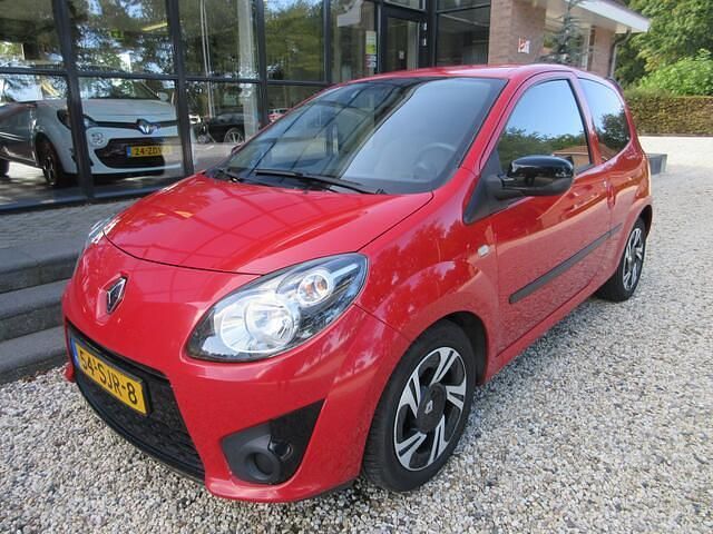 Rood Gebruikt 2011 Renault Twingo Hatchback | € 3.750 (Eerlijke prijs) - Afbeelding 1/4