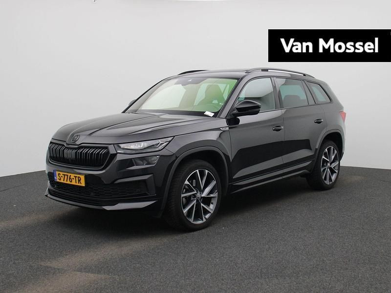 Zwart Gebruikt 2023 Skoda Kodiaq Business Line SUV | € 39.944 (Iets duurder) - Afbeelding 1/4