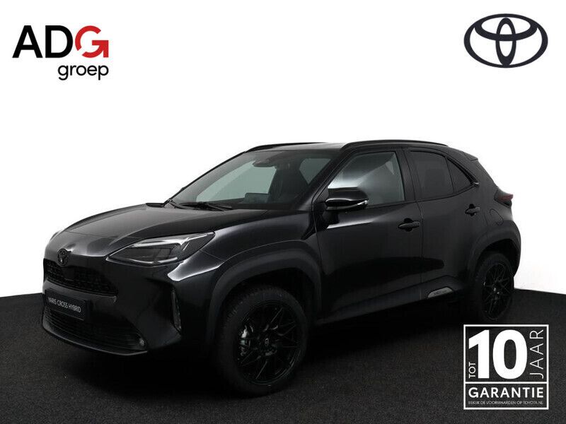 Zwart Nieuw 2025 Toyota Yaris Cross Edition SUV | € 37.995 - Afbeelding 1/4
