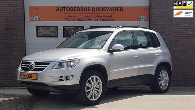 Grijs Gebruikt 2008 VW Tiguan Track & Field SUV | € 8.995 (Duur) - Afbeelding 1/4
