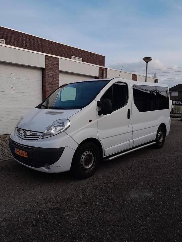 Occasion 2007 Opel Vivaro MPV | € 3.100 (Eerlijke prijs) - Afbeelding 1/4