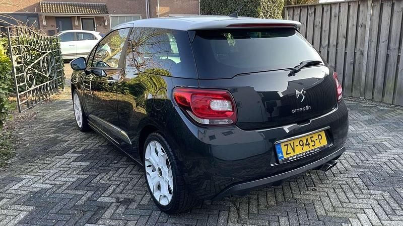 Occasion Citroën DS3 Sport Chic 156 PK (114 kW) 2011 Zwart Sedan