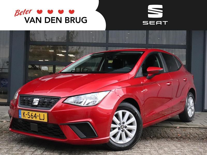 Rood Gebruikt 2021 Seat Ibiza Business Hatchback | € 15.845 (Eerlijke prijs) - Afbeelding 1/4