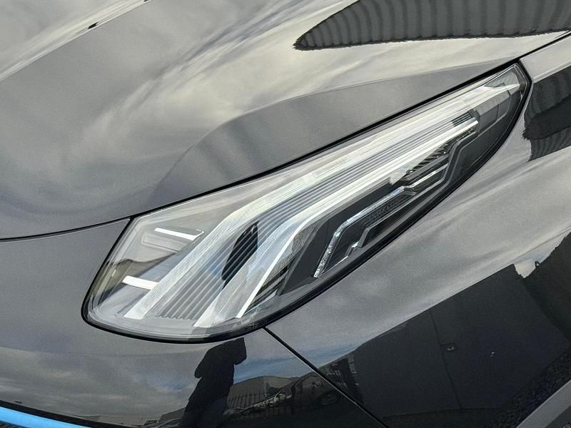 Occasion Lynk & Co 01 262 PK (192 kW) 2022 Zwart SUV