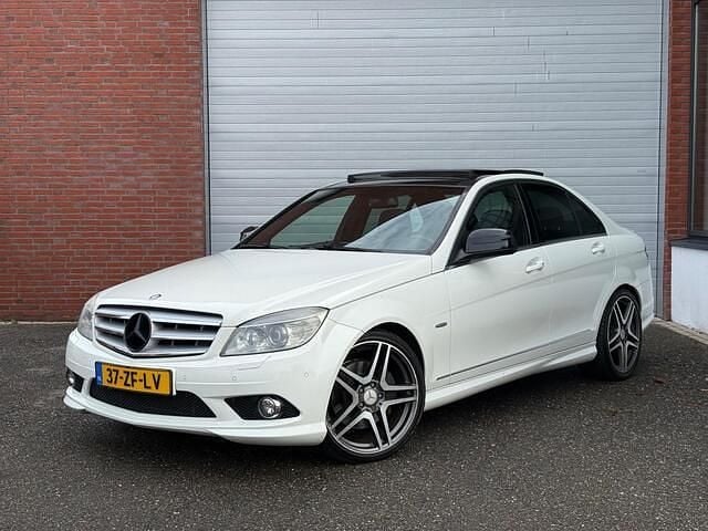 Wit Occasion 2008 Mercedes C280 Avantgarde Sedan | € 7.299 (Eerlijke prijs) - Afbeelding 1/4
