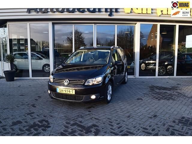 Zwart (metallic) Gebruikt 2013 VW Touran Comfortline MPV | € 7.950 (Goede deal) - Afbeelding 1/4