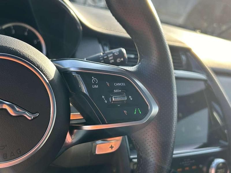 Occasion Jaguar E-Pace R-Dynamic 309 PK (227 kW) 2022 Blauw SUV