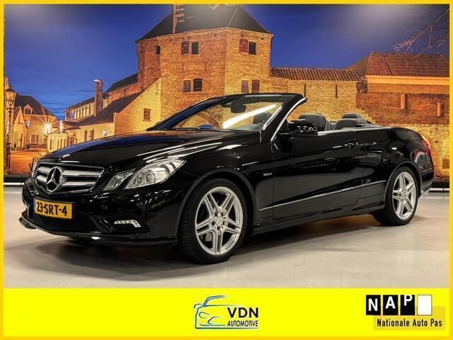 Zwart, metallic lak Gebruikt 2011 Mercedes E200 Avantgarde Cabriolet | € 16.950 (Eerlijke prijs) - Afbeelding 1/4