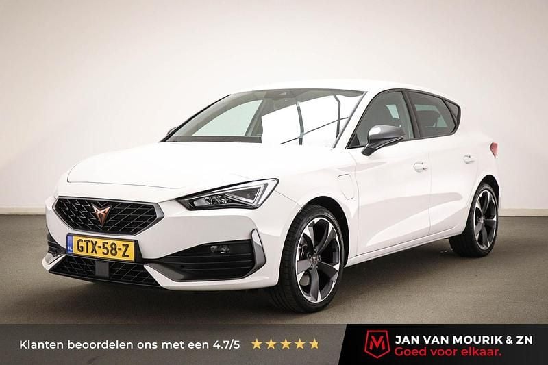 Wit Gebruikt 2022 Cupra Leon VZ2 Hatchback | € 24.545 (Goede deal) - Afbeelding 1/4
