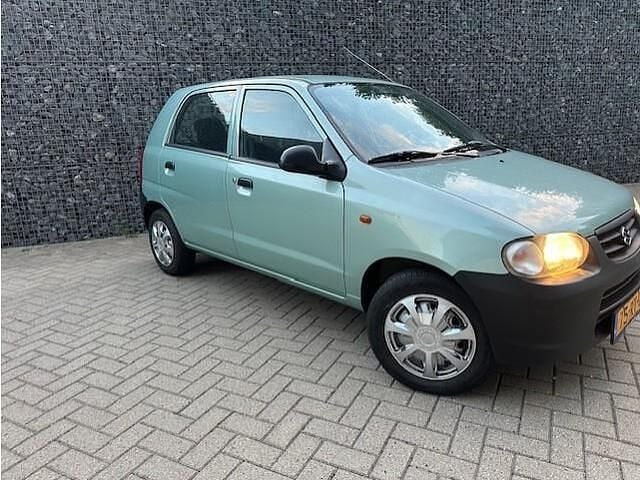 Groen Gebruikt 2005 Suzuki Alto Hatchback | € 1.450 (Eerlijke prijs) - Afbeelding 1/4